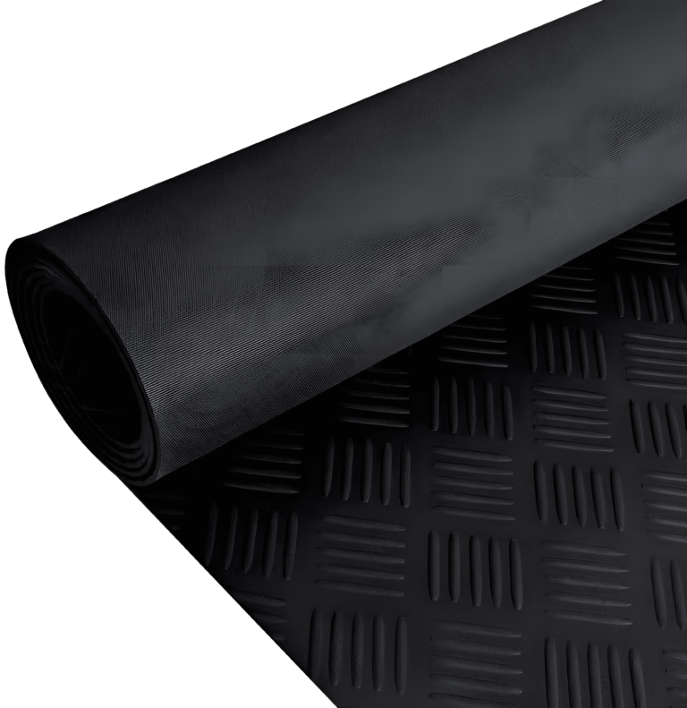 Piso antideslizante de caucho checker para alto tránsito de SODECA, ideal para áreas de gran afluencia.